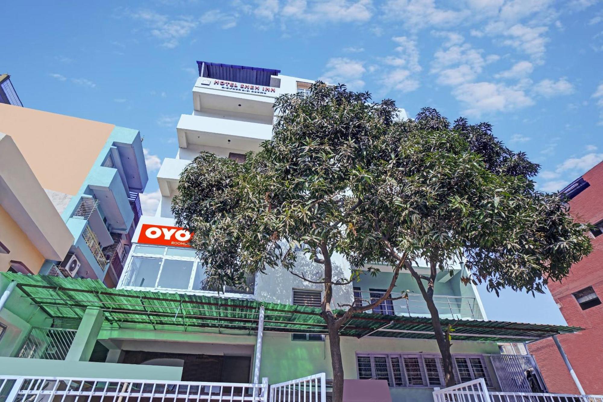 Flagship Hotel Sneh Inn Rms Colony Patna  Bagian luar foto