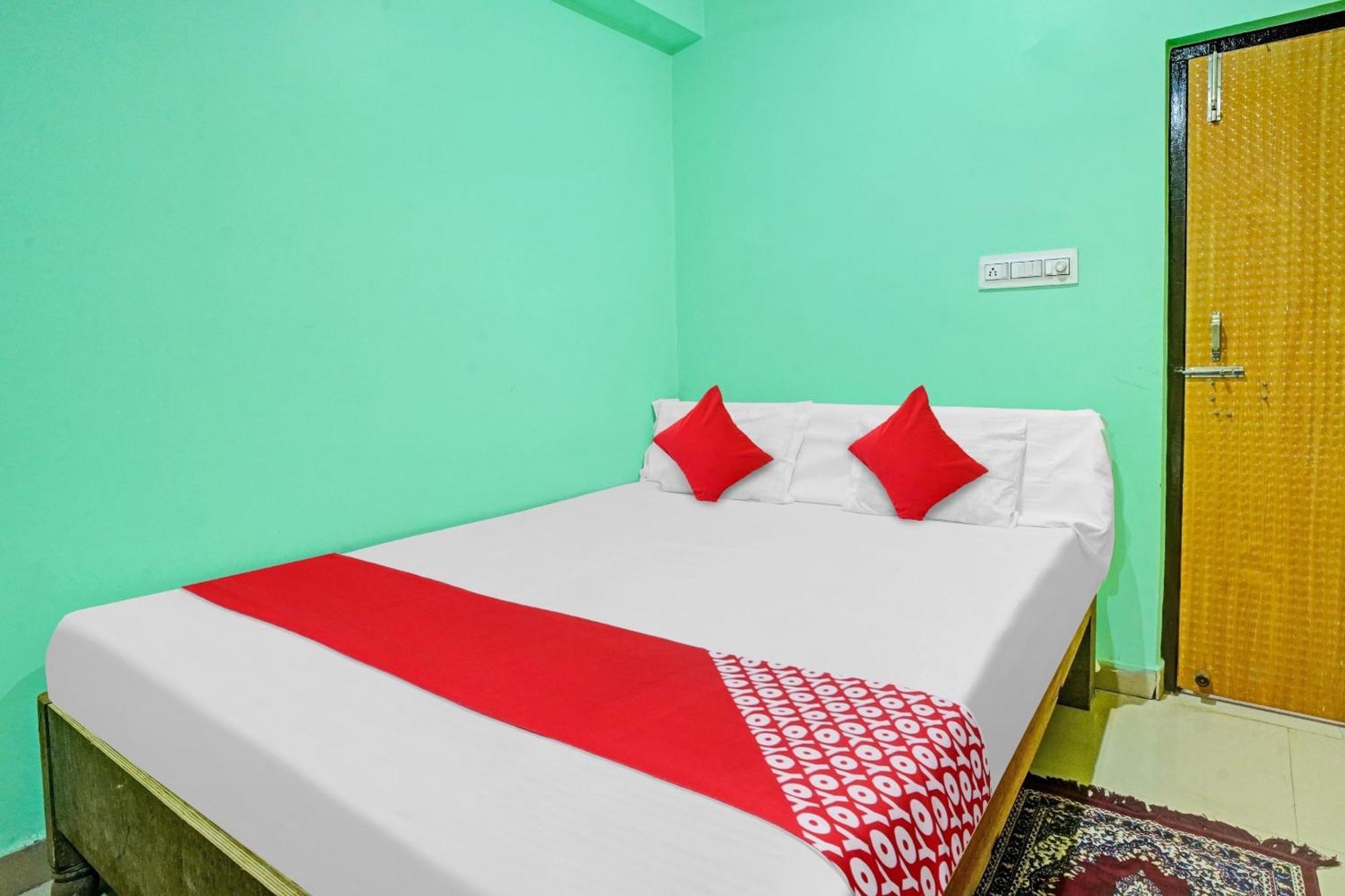 Flagship Hotel Sneh Inn Rms Colony Patna  Bagian luar foto